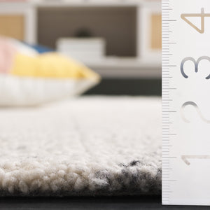 Safavieh Harvest Luxurious Hand-tufted Wool Runner Rug - Elegant Modern Design For Hallways And Living Spaces Light Grey Wool Pile Hvt108g-5