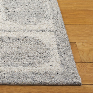 Safavieh Harvest Hand-Tufted Round Wool Rug In Silver Grey — Low-Profile 3/8" Pile, Modern Transitional Appeal 6'-0" x 6'-0" HVT119F-6R