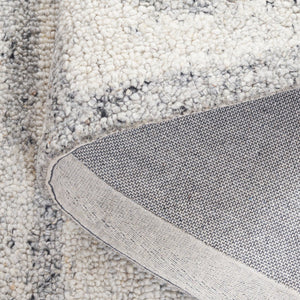 Safavieh Harvest Hand-Tufted Round Wool Rug In Silver Grey — Low-Profile 3/8" Pile, Modern Transitional Appeal 6'-0" x 6'-0" HVT119F-6R