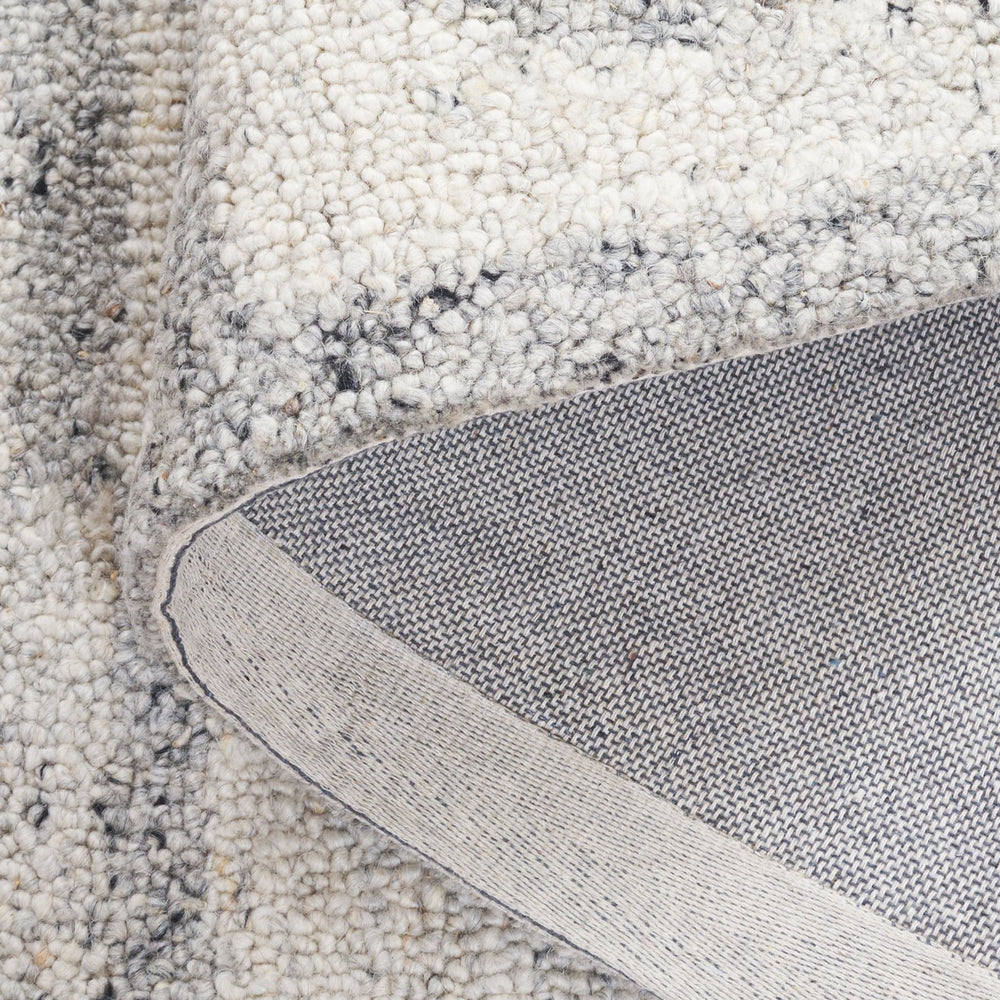 Safavieh Harvest Hand-Tufted Wool Rug In Silver Grey — Low Pile Minimalist Design, Durable Indian Craftsmanship 6'-0" x 6'-0" HVT119F-6SQ