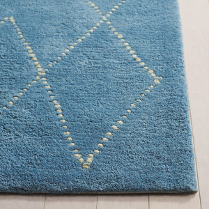 Safavieh Harvest Hand-tufted Wool Cotton Blend Area Rug - Elegant Diamond Pattern For Cozy Home Décor Blue ,Ivory 80% Wool & 20% Cotton Hvt201m-8