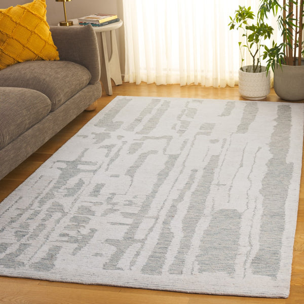 Safavieh Harvest Luxurious Hand-tufted Area Rug: Elegant Comfort For Your Home Decor With Timeless Style Ivory ,Light Blue 80% Wool,20% Cotton Hvt301a-29