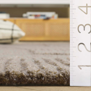 Safavieh Harvest Hand-tufted Runner Rug - Modern Geometric Design For Elegant Home Décor And Comfort Sage ,Grey Polyester Pile Hvt401w-5