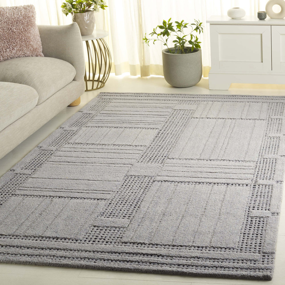 Safavieh Harvest Hand-Tufted Silver Grey Wool-Cotton Rug — Minimalist Low-Pile Elegance To Anchor Rooms 8'-0" x 10'-0" HVT402G-8