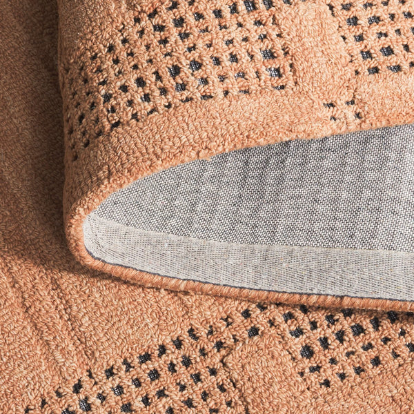 Safavieh Harvest Hand‑Tufted Rust Wool-Cotton Rug — Warm Geometric Texture, Durable Soft Low Pile, Made In India 3'-0" x 5'-0" HVT402P-3