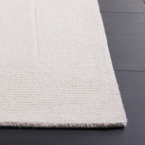 Safavieh Harvest Hand-Tufted Ivory Round Rug, 80% Wool 20% Cotton, Low-Profile 3/8" Pile, Timeless Minimalist Elegance 6'-0" x 6'-0" HVT404A-6R
