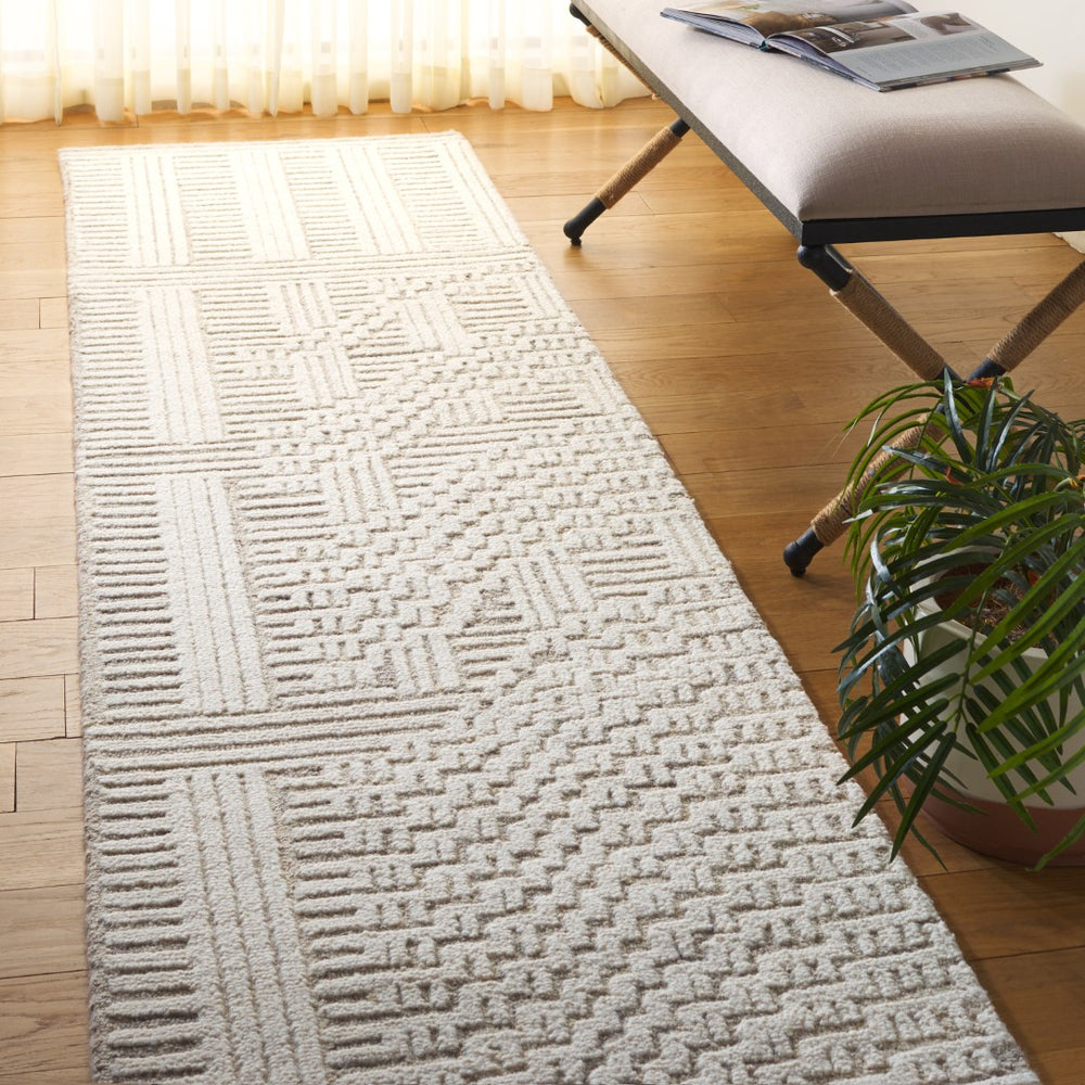 Safavieh Harvest Elegant Hand-tufted Area Rug In Premium Wool Blend - Modern Geometric Design For Your Home Beige ,Ivory 85% Wool,15% Cotton Hvt601b-4