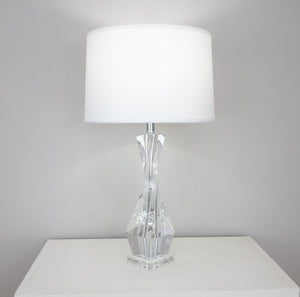 Zeugma Hy3030 Elegant Crystal Table Lamp With Pure White Silk Shade - Stylish Lighting For Any Space Clear Crystal  Hy3030 Crystal Lamp