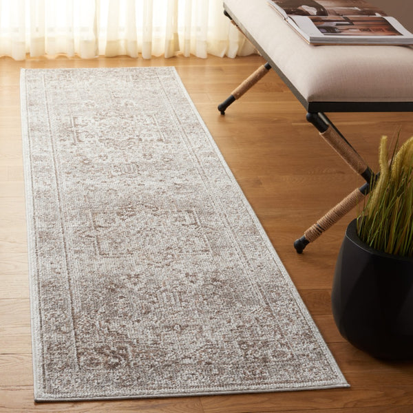 Safavieh Hazel Area Rug - Luxurious Transitional Design For Enhanced Style And Comfort In Any Space Brown ,Ivory 50% Polyester,50% Polypropylene Hzl500t-4