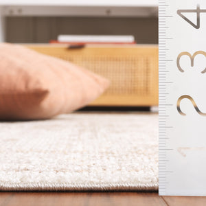 Safavieh Hazel Transitional Area Rug Runner - Elegant Turkish Design For Sophisticated Home Decor & Comfort Brown ,Ivory 50% Polyester,50% Polypropylene Hzl500t-5