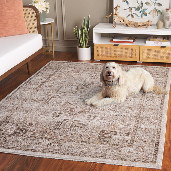 Safavieh Hazel Transitional Area Rug Runner - Elegant Turkish Design For Sophisticated Home Decor & Comfort Brown ,Ivory 50% Polyester,50% Polypropylene Hzl500t-5