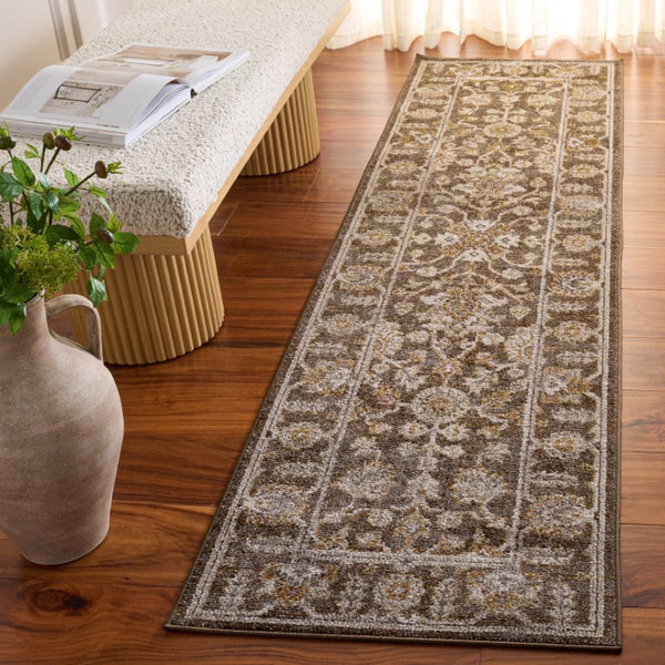 Safavieh Hazel Traditional Runner Rug Power Loomed in Turkey for Hallways and Entryways HZL510T-28