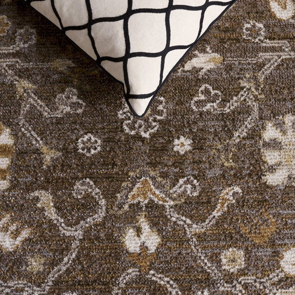 Safavieh Hazel Traditional Area Rug Low Pile Brown Ivory Blend for Living Room or Bedroom HZL512T-68