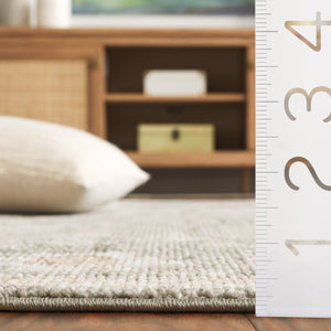 Safavieh Hazel Traditional Runner Rug Sage Green Beige Power Loomed for Hallway or Kitchen HZL512Y-25