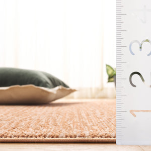 Safavieh Hazel Elegant Transitional Runner Rug, Soft Durable Fabric, Ideal For Modern & Classic Decor Spaces Gold ,Beige 50% Polyester,50% Polypropylene Hzl516p-5