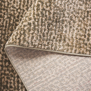 Safavieh Hazel Elegant Transitional Runner Rug, Soft Durable Fabric, Ideal For Modern & Classic Decor Spaces Green ,Beige 50% Polyester,50% Polypropylene Hzl516y-5