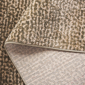 Safavieh Hazel Exquisite Transitional Area Rug In Soft Shades Of Beige And Ivory For Elegant Home Decor Green ,Beige 50% Polyester,50% Polypropylene Hzl516y-4