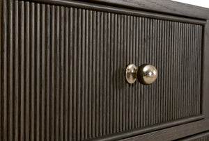 Essentials For Living Highland 8-drawer Double Dresser - Solid Oak Wood With Fluted Fronts, Brass Knobs & Ample Storage Dutch Brown Oak Solid Oak Wood,Mdf,Oak Veneer,Iron,Felt 5258.Db-oak