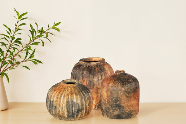 Phillips Collection Raw Umber Vase - Sculptural Ceramic Accent with Earthy Tones, Perfect for Dried Botanicals Display Stem ID120028