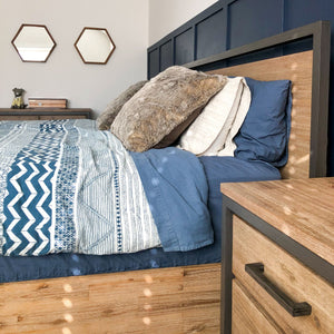 Lh Imports Irondale King Bed - Elevate Your Bedroom Decor With Stylish Comfort And Timeless Elegance Today! Brown Solid Acacia,Mdf,Acacia Veneer,Iron Idb01ks