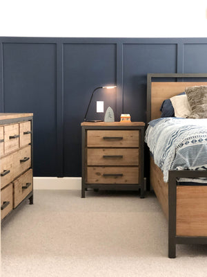 Lh Imports Irondale Nightstand - Elevate Your Home Decor With Stylish Storage And Timeless Design Elements Brown,Grey Acacia,Mdf Acacia Veneer,Iron Idb02