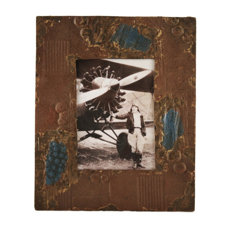 Zentique Picture Frame Vintage-Industrial Metal with Distressed Finish, Slim Profile, Tabletop or Wall Display (9.25x11) Rustic Bronze IF200810KM