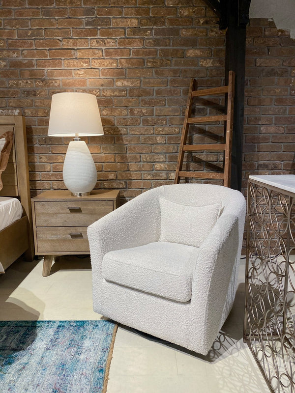 Lh Imports Carmen Club Chair - Elegant Boucle Cream Design With Cozy Pillow For Stylish Home Decor Upgrade Beige Polyester,Acrylic,Pu Foam,Pinewood,Plywood Fth024-chair