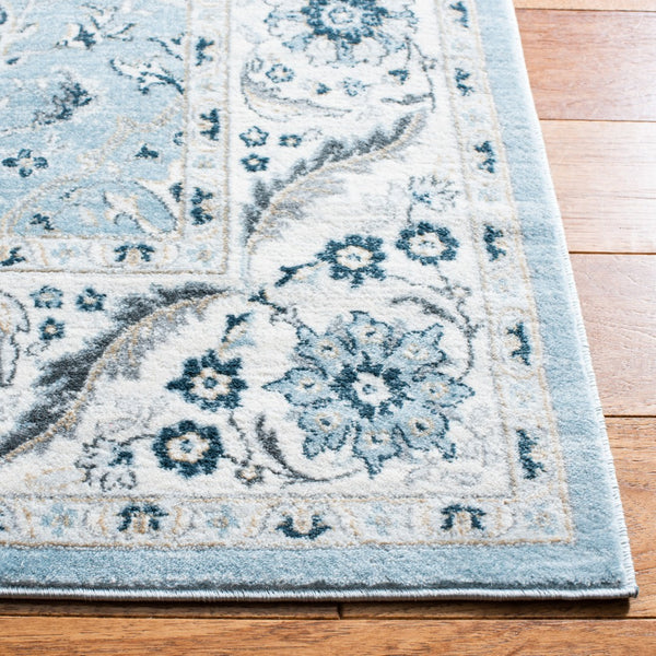 Safavieh Isabella Elegant Traditional Turkish Rug For Hallways – Serene Design For Classic Home Décor Light Blue ,Cream Polypropylene Isa912m-213