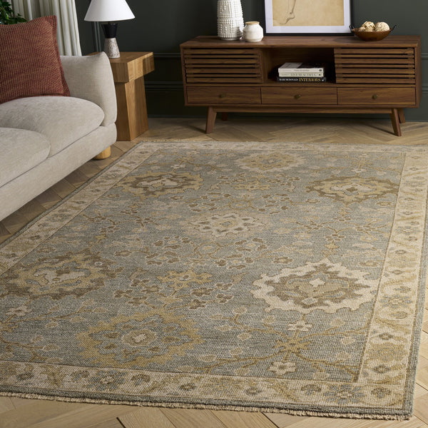 Safavieh Izmir Hand-Knotted Light Blue Ivory Rug – 70% Wool 30% Viscose Low-Profile Elegance For Living Rooms 6'-0" x 9'-0" IZM110L-6