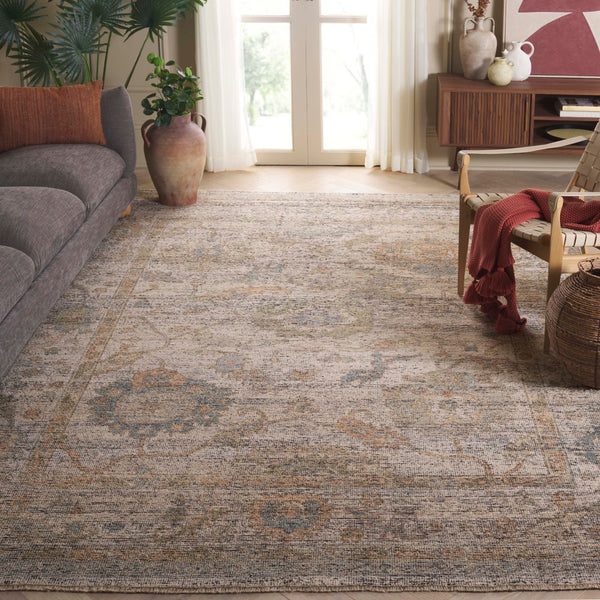Safavieh Izmir Hand-knotted Area Rug - Timeless Elegance, Luxurious Ghazni Wool, Artisan Craftsmanship, Versatile Design Ivory ,Grey Ghazni Wool Pile Izm183a-10