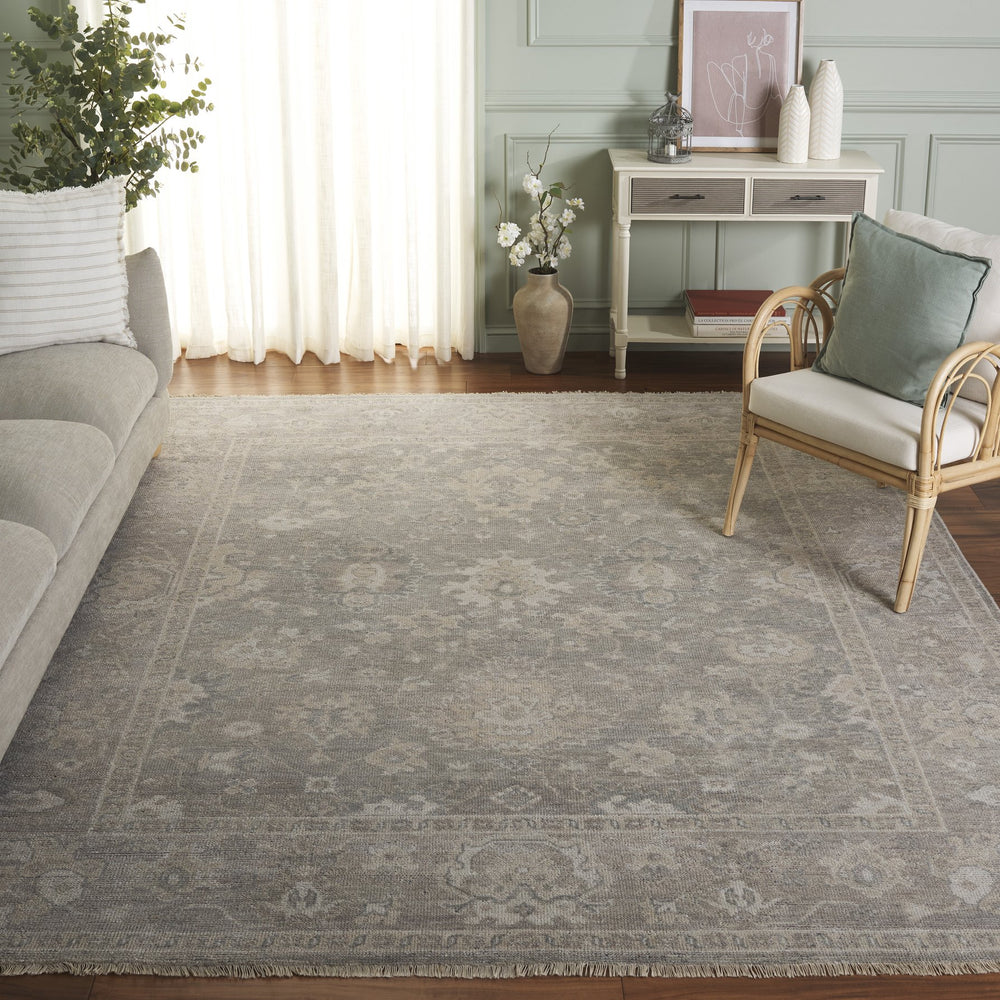 Safavieh Izmir Hand-Knotted Wool Rug In Grey Beige — Traditional Floral Motif, Plush Texture, Durable Craftsmanship 6'-0" x 9'-0" IZM205F-6