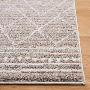 Safavieh Jade 100 Power Loomed Transitional Rug Beige / Ivory JAD100B-9