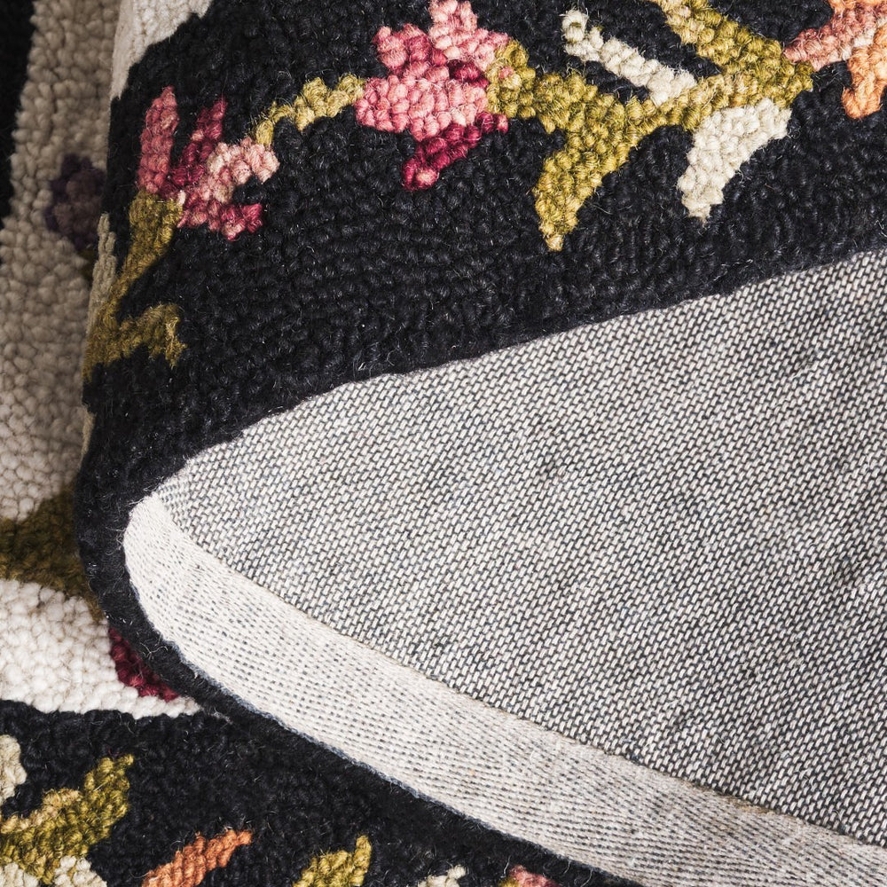 Safavieh Jardin Stunning Hand-tufted Area Rug - Elegant Floral Design For Cozy Living Spaces And Decor Ivory ,Black 85% Wool,15% Cotton Jar376a-8