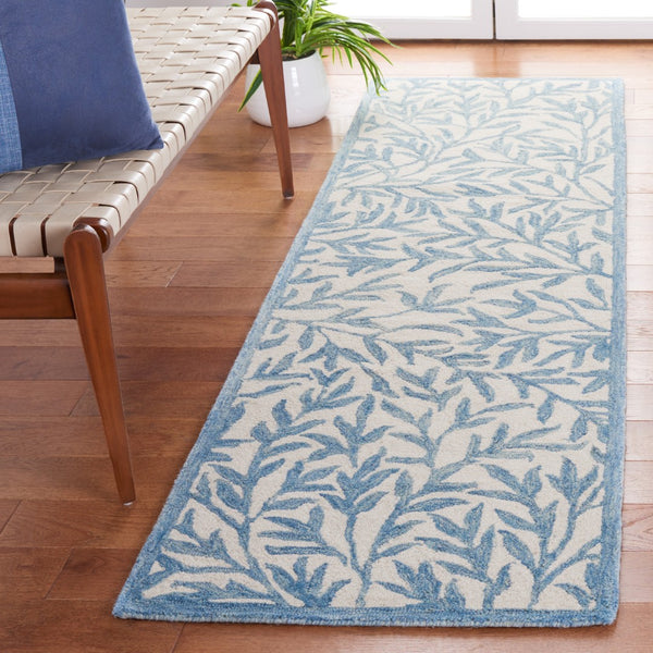 Safavieh Jardin Hand Tufted Wool Cotton Blend Area Rug - Timeless Elegance For Any Room Decor Style Ivory ,Blue 80% Wool,20% Cotton Jar753l-211