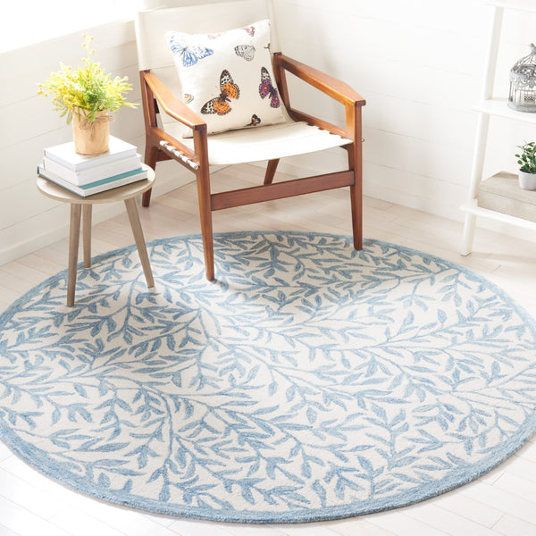 Safavieh Jardin Hand Tufted Wool Cotton Blend Area Rug - Timeless Elegance For Any Room Decor Style Ivory ,Blue 80% Wool,20% Cotton Jar753l-211
