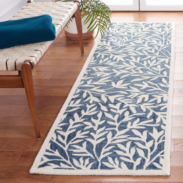 Safavieh Jardin Hand Tufted Wool Cotton Blend Area Rug - Timeless Elegance For Any Room Decor Style Blue ,Ivory 80% Wool,20% Cotton Jar753m-6