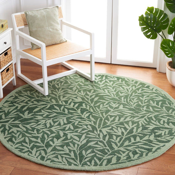 Safavieh Jardin Hand Tufted Wool Cotton Blend Area Rug - Timeless Elegance For Any Room Decor Style Green 80% Wool And 20% Cotton Jar753y-213