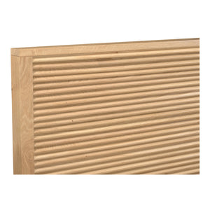 Moe's Home Teeda Bed: Exquisite Solid Oak Design With Shutter-like Headboard For A Tropical Inspired Retreat Natural Solid Oak,Acacia Wood Slats & Center Support Jd-1078-24-0