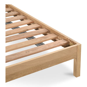 Moe's Home Teeda Bed: Exquisite Solid Oak Design With Shutter-like Headboard For A Tropical Inspired Retreat Natural Solid Oak,Acacia Wood Slats & Center Support Jd-1079-24-0
