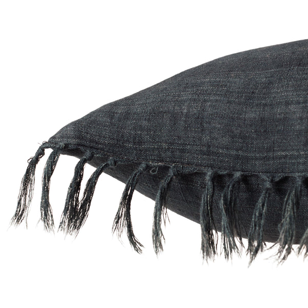 Jaipur Living Jaipur Living Linen Lumbar Pillow with Knotted Tassels Bohemian Navy Down Fill PLW103919