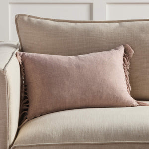 Jaipur Living Jaipur Living Jemina Linen Lumbar Pillow Cover with Knotted Fringe Bohemian Sofa Accent Blush 13"X21" Lumbar PLC102556