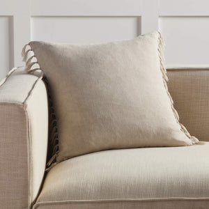 Jaipur Living Jaipur Living Linen Throw Pillow with Knotted Tassel Fringe Bohemian Square Down Insert PLW103950