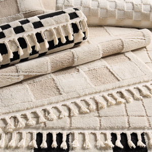 Jaipur Living Vibe by Jaipur Living Casa Moroccan Geometric Semi-shag Rug for Rooms Cream/Black 10'3"X14' RUG158990