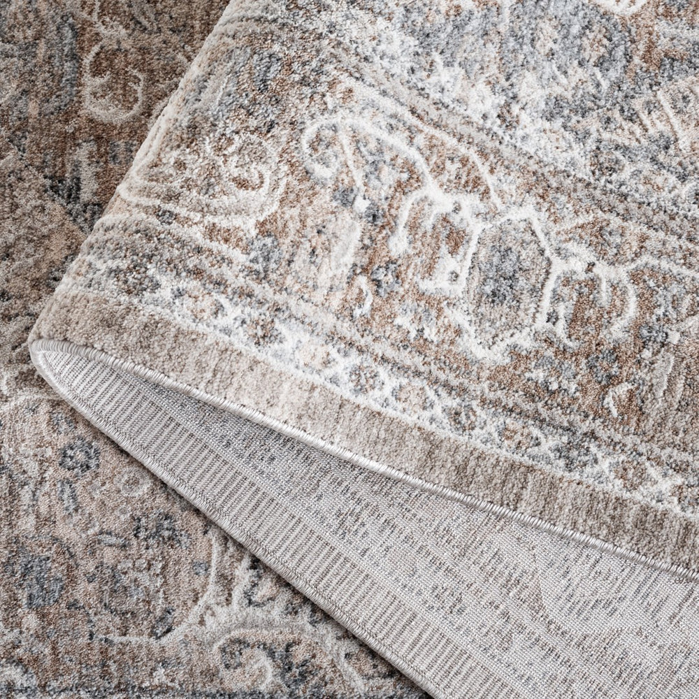 Safavieh Kendal Elegant Hallway Rug In Transitional Style – Stylish, Durable Design For Any Decor Theme Grey ,Ivory Beige 82% Polyester  18% Cotton Ken800f-7r