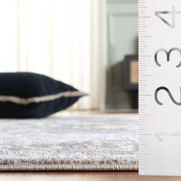 Safavieh Kendal Transitional Runner Rug In Elegant Tones To Elevate Your Living Space With Style And Comfort Beige ,Ivory Grey 82% Polyester  18% Cotton Ken802b-8