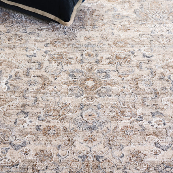 Safavieh Kendal Transitional Runner Rug In Elegant Tones To Elevate Your Living Space With Style And Comfort Beige ,Ivory Grey 82% Polyester  18% Cotton Ken802b-8