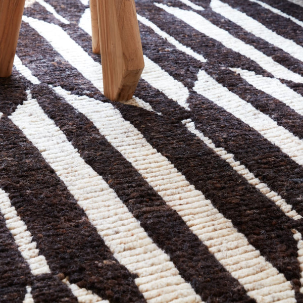 Jaipur Living Keoka Quest Global Contemporary Handmade Indoor Rug Dark Brown 12'x15'