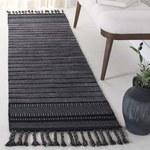 Safavieh Kilim Hand-woven Cotton Runner Rug – Bohemian Style In Ivory And Black For Artistic Home Decor Black ,Grey Cotton Pile Klc401h-28