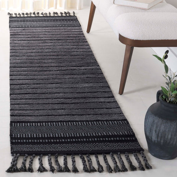 Safavieh Kilim Bohemian Handwoven Area Rug In Ivory And Black - Artisanal Elegance For Your Home Decor Black ,Grey Cotton Pile Klc401h-3
