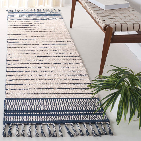 Safavieh Kilim Bohemian Handwoven Area Rug In Ivory And Black - Artisanal Elegance For Your Home Decor Blue ,Natural Cotton Pile Klc401l-6